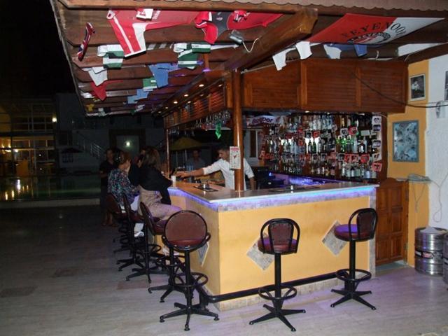 天堂公寓酒店 比特兹 外观 照片